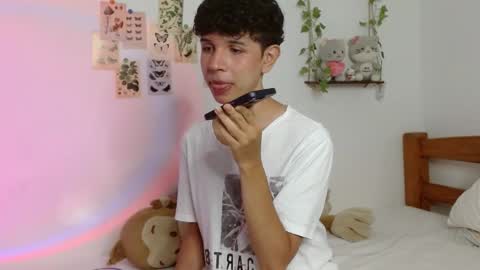 Cuddly online show from May 2026 06:41:02 AM