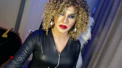 CUMMELA SLUTI online show from February 2026 03:32:02 PM