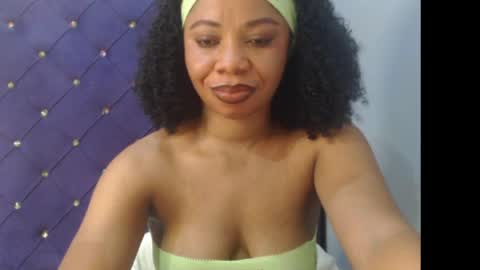 Snapshot of cum_chocochata chatting on June 2026 06:25:01 AM Nancy online show from June 2026 06:25:01 AM