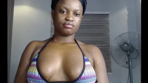 Snapshot of cum_ebony_petitxx chatting on September 2025 07:32:01 AM cath online show from September 2025 07:32:01 AM