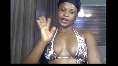 Snapshot of cum_ebony_petitxx chatting on October 2025 07:31:02 AM cath online show from October 2025 07:31:02 AM