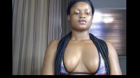 Snapshot of cum_ebony_petitxx chatting on October 2025 07:19:02 AM cath online show from October 2025 07:19:02 AM