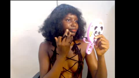 sophie online show from May 2026 07:04:01 AM