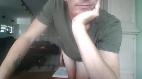 cum_swallow_bi online show from May 2026 03:08:01 PM