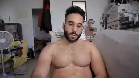 Snapshot of cuman15 chatting on December 2025 06:32:01 AM Cuman online show from December 2025 06:32:01 AM