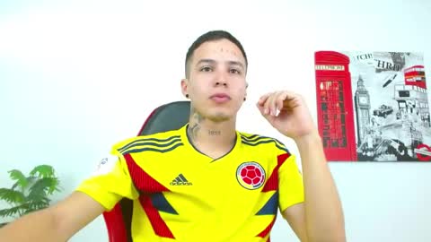 cumandres online show from May 2026 02:58:01 PM