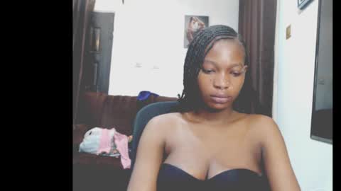 cumebony_petit online show from April 2026 07:56:01 AM