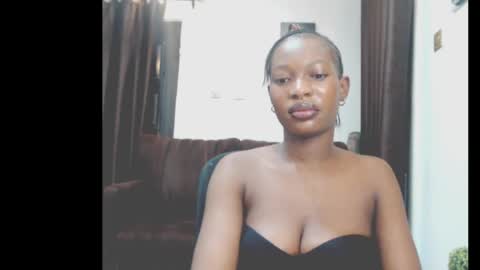 cumebony_petit online show from April 2026 03:36:02 PM