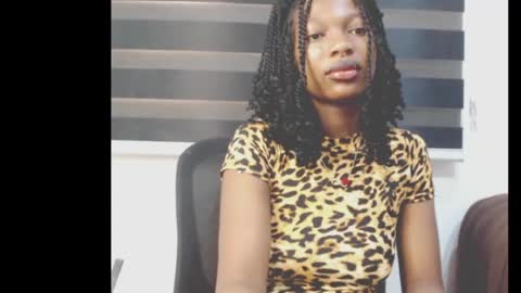 cumebony_petit online show from May 2026 06:41:01 AM