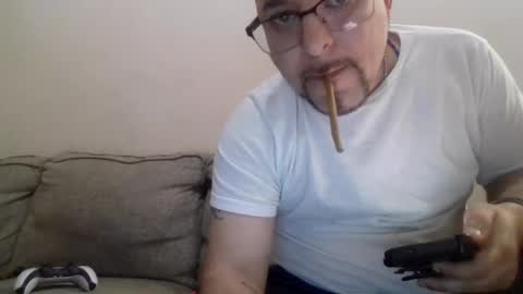 Snapshot of cummachine2022 chatting on March 2025 01:53:02 AM cummachine2022 online show from March 2025 01:53:02 AM