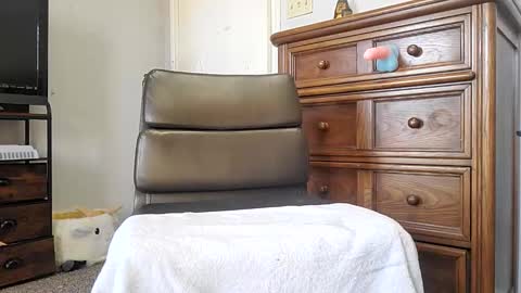 Snapshot of cummfights chatting on December 2024 06:10:01 PM Charlie Mitchell online show from December 2024 06:10:01 PM