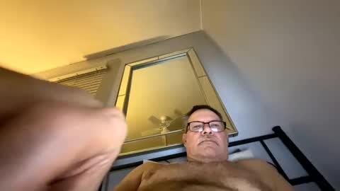 Johnny online show from December 2024 06:03:02 AM