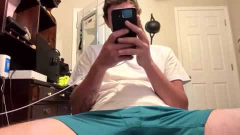 Snapshot of cumshooterbigloads chatting on March 2026 01:54:01 AM cumshooterbigloads online show from March 2026 01:54:01 AM