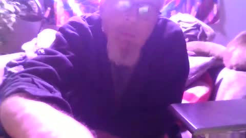 cunnibob online show from December 2024 12:45:01 PM