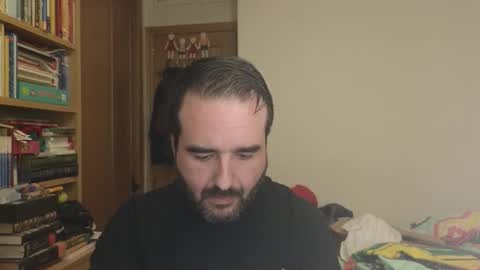 curiosillo1983 online show from December 2025 04:45:02 PM