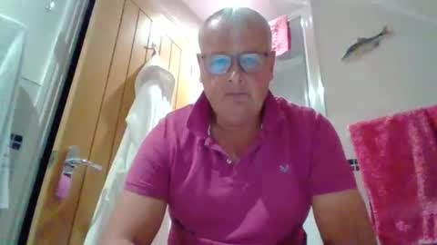 curiousax77 online show from September 2025 11:05:02 PM