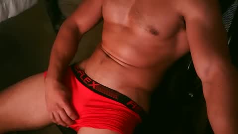 Snapshot of curiously_straight chatting on November 2025 10:15:02 PM Tristan online show from November 2025 10:15:02 PM