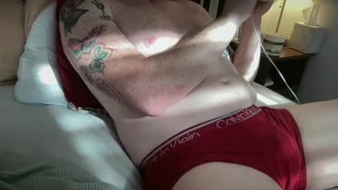 Snapshot of curiousmax18 chatting on February 2026 04:56:01 PM Maxx online show from February 2026 04:56:01 PM