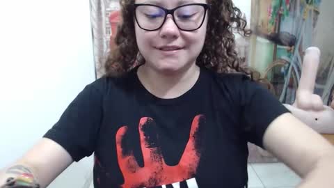 Vannesa online show from December 2025 08:48:01 PM