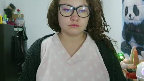 Vannesa online show from July 2026 05:02:02 AM