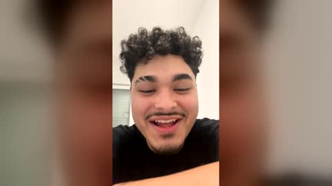 curlythiago online show from March 2026 12:36:02 AM