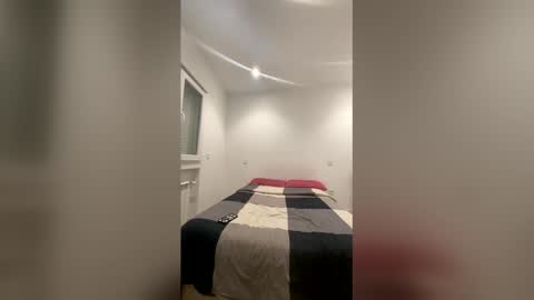 curlythiago online show from March 2026 02:04:01 AM