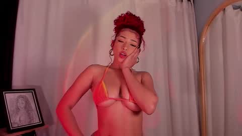 Snapshot of curlyy915e chatting on February 2026 11:58:02 PM Curly915e online show from February 2026 11:58:02 PM