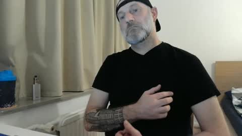 Curman85 online show from December 2024 12:07:01 AM