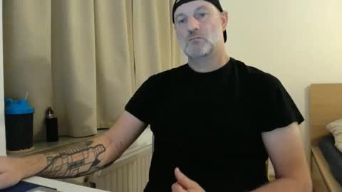 Curman85 online show from January 2026 11:18:01 PM