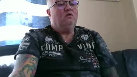 Snapshot of curtus14 chatting on November 2025 09:52:02 AM curtus14 online show from November 2025 09:52:02 AM