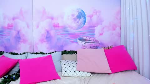 Snapshot of curvy_dynamite chatting on January 2025 04:07:01 AM Sammy online show from January 2025 04:07:01 AM