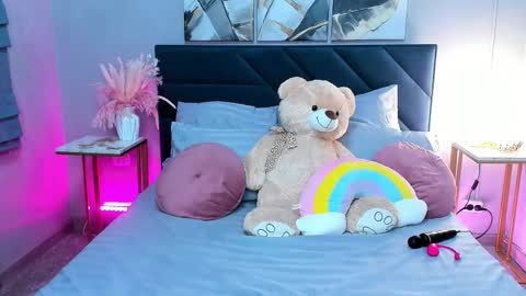 Snapshot of curvy_dynamite chatting on October 2025 01:16:02 AM Sammy online show from October 2025 01:16:02 AM