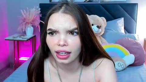 Snapshot of curvy_dynamite chatting on October 2025 01:05:01 AM Sammy online show from October 2025 01:05:01 AM