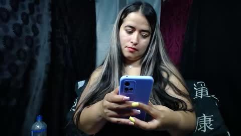 Emma online show from October 2025 11:35:02 PM