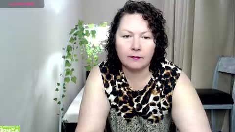 curvy_girlz online show from February 2026 10:48:02 PM
