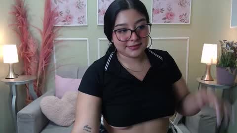 Zoe  online show from October 2025 02:39:01 PM