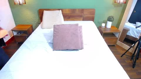 Danna online show from January 2025 08:05:02 PM