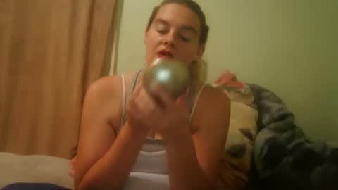 curvymom2025 online show from November 2025 09:57:02 PM