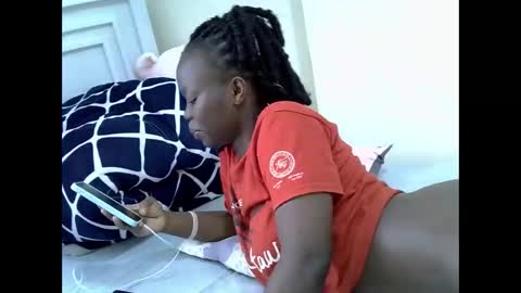Snapshot of curvynubian chatting on June 2026 08:27:02 AM curvynubian online show from June 2026 08:27:02 AM