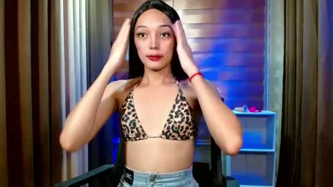 BBY CURLYHANNA online show from April 2026 06:57:01 AM