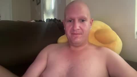 Snapshot of cushiontopushin chatting on February 2026 11:33:02 PM cushiontopushin online show from February 2026 11:33:02 PM