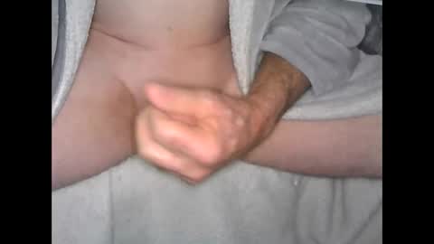 Snapshot of cut_guy64 chatting on February 2025 03:08:02 AM Cut Guy online show from February 2025 03:08:02 AM