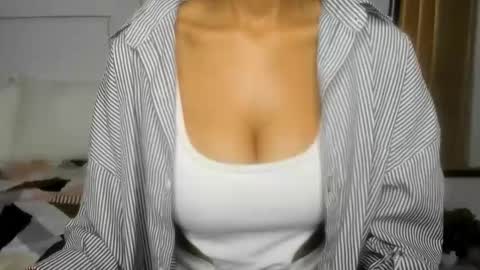 Snapshot of cute_alishaa chatting on February 2026 06:26:01 AM Alisha online show from February 2026 06:26:01 AM