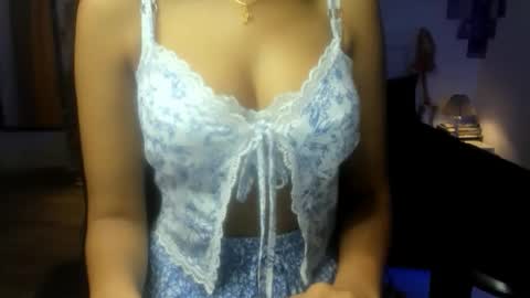 Snapshot of cute_alishaa chatting on May 2026 05:25:02 AM Alisha online show from May 2026 05:25:02 AM