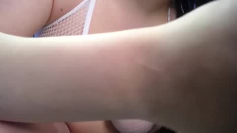 cute_angel_1 online show from September 2025 12:40:01 PM