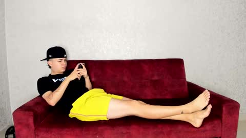 Snapshot of cute_boys18 chatting on February 2025 12:55:02 PM ARTURO-18 MATIAS-18 NIKOLAY-19 HADES-18 GABO-19 online show from February 2025 12:55:02 PM