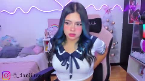 Dani  online show from December 2025 10:02:01 AM