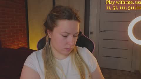 Everyday stream in the same time online show from December 2024 04:42:02 AM