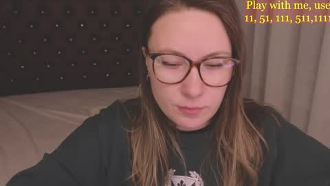 Everyday stream in the same time online show from February 2026 01:28:02 AM