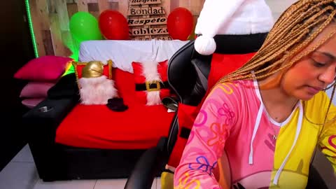    Independent Model online show from December 2024 03:05:02 AM